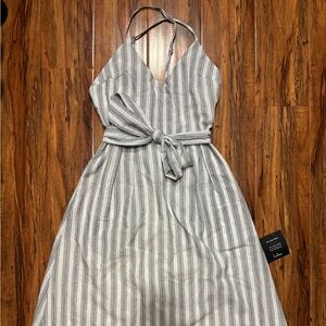 Lulu's Gray and White Halter Sundress